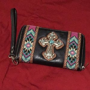 Montana west wallet/wristlet